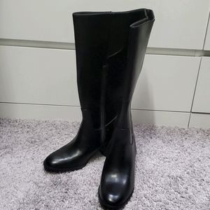 Black Knee High Boots